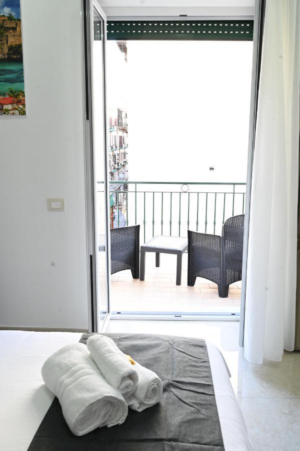 Solymar B&B Naples Extérieur photo